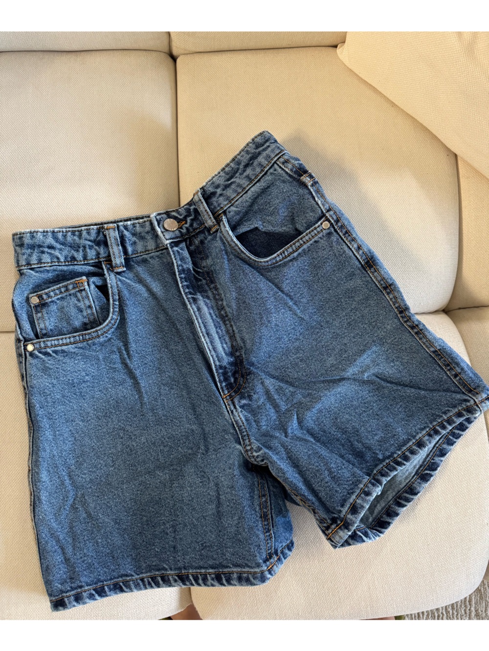 Zara Classic High-Rise Women’s Blue Denim jean shorts